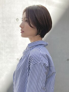 サーカス バイ ビュートリアム 青山(CIRCUS by BEAUTRIUM) ショートヘア　耳掛けショート　前髪あり前髪なし　ショートボブ