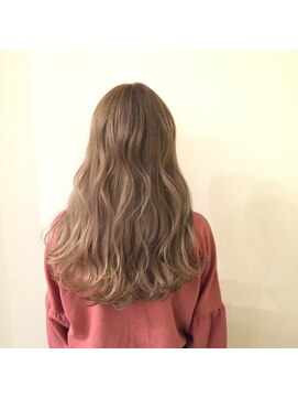 ループ(LOOP) 外国人風ハニーベージュ