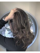 ルーチェ(luce)&nbsp;ハイライトグレージュ！デザインカラー