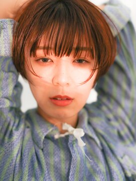 テトヘアー(teto hair) オレンジベージュ、マッシュショート、丸みショート、耳掛け