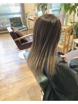 フェリスディーレ (Felice Deele) グラデーションカラー