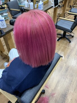 ルッカヘアガーデン バイ ラッシュゴールド(RUCCA HAIR GARDEN by LUSH GOLD) ハイトーンボブ