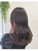 ラベンダーピンクインナーカラーくびれヘア20代30代40代