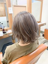 ユッカ エルア 武庫之荘南口(YUCCA elua)&nbsp;[エルア角床]大人可愛いハイライトグレージュ