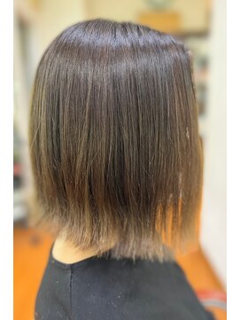 アークスヘアー 20代30代40代髪質改善カラーアッシュベージュ艶感ストレートボブ