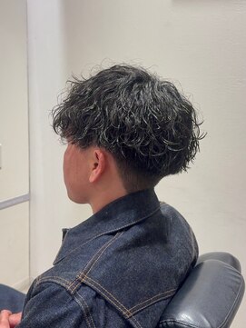 ルシードスタイルレシス(LUCIDO STYLE Les CYS) 波巻きスパイラルパーマ