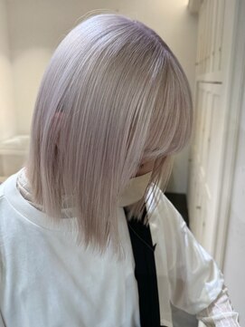 ベレーザ 渋谷(BELEZA) 6880ニュアンスカラーシルバーアッシュハイトーンカラー韓国ボブ