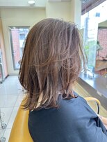 キサ ファータ 恵比寿(kisa fata) 20代30代40代顔まわりレイヤーハイライトミディアム白髪ぼかし