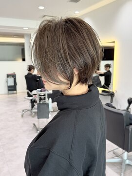 バンプ ギンザ(BUMP GINZA) 30代/40代/50代◎絶壁解消/白髪ぼかし/大人小顔ショート【湯本】