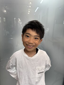 シバヘアー(shiba hair) アシメキッズカット