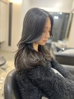 ジーレ(jiire)&nbsp;韓国レイヤーカット　ダークグレージュ