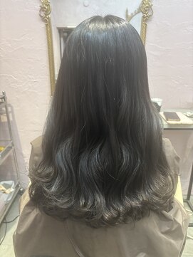 暗髪グレージュ×レイヤーカット【西武新宿駅】【駅近】