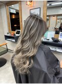 バレイヤージュ、ハイライト、レイヤーカット、ダブルカラー