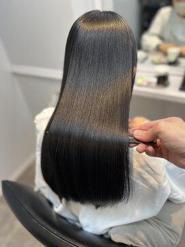 ウィステリア アネックス 銀座(WISTERIA ANNEX) 【遠藤】地毛風ブルージュ/髪質改善カラー/ULTOWA/メテオ/東銀座