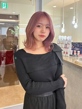 エルサザリープ 三宮(Elsa the leap) ピンクカラー/チェリーブロッサム/くびれ巻き/ミディアム