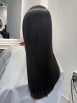 ロジ イン トゥバレー(LOWG in TOWVALLEY)&nbsp;髪質改善縮毛矯正【酸性ストレート】