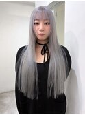 シルバーカラー×ホワイトカラー×ハイトーンロング×ブリーチ