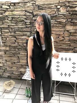 リリー(LiLy) 日光浴