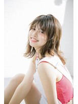 ディッセンバー 渋谷(December)&nbsp;December   簡単スタイリング♪ラフ束感ミディ2018