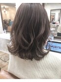 【FIGARO umeda】ミディアムレイヤー×ナチュラルグレージュ