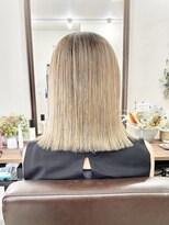 ホンネ(honne.) ハイライト×ミルクティー