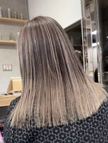 レディアル 大宮(REDEAL ope.) 【白髪手術】 グレーバレイヤージュ