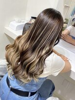 ジューシーティーティー(JUICY tt)&nbsp;バレイヤージュ風スタイル