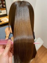 フィー 小倉店(fee)&nbsp;髪質改善トリートメント/カラー/ツヤ感/ブラウン/セミロング