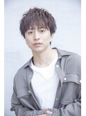 小久保styleフェザーパーマフェザーショートグレーエンドカラー
