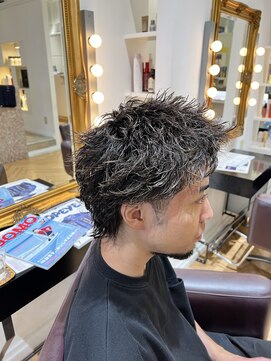 コワファースト  させぼ五番街店(COIFF1RST) スパイキーショート×ピンパーマ☆