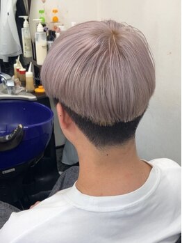 ヘアーズクレッセント バイ 木村(ヘアーズクレッセント by木村)の写真/再現性の高いカットで、朝のセットが楽になる◎ON/OFF両方キマるスタイルをご提案！【月曜営業/駐車場有】