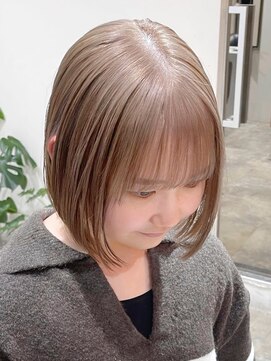 ニトバイアンキシム(nit by ahnkism) 外国人風ミルクティーベージュケアブリーチ堀江