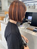 カケル(×.)&nbsp;ミニボブ／オン眉/オレンジ/プレイングカラー