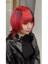 リベロ 柏(Libero)&nbsp;落ちる赤とデザインカラー