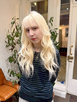 外国人風ハイライト/ブリーチカラー【表参道原宿美容室】