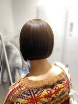 シー(SEA)&nbsp;透明感たっぷりオリーブベージュカラー♪