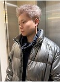 ホワイトベージュ×スパイキーショート/ハイブリーチ/ハイトーン