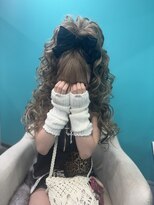 リエラ 新宿(RIERA)&nbsp;盛り髪ハーフアップ