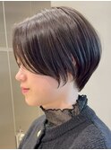 表参道白髪ぼかしハイライトミディアムボブアッシュグレー60代