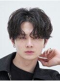 ナチュラルシャドウパーマの微分けセンターパート