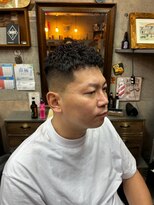 アールズ ヘア(R's hair) MEN’S HAIR/サーフカール/刈り上げセンターパート/印西