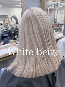 ジゼル(gisele) (小山)White beige