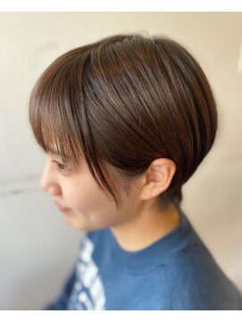 パウダードゥ(POWDER deux.) 丸みショート