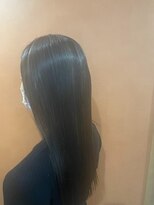 クネア(kunea)&nbsp;美髪チェンジ/暗髪/グレージュカラー/ダークアッシュ