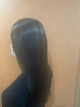 クネア(kunea) 美髪チェンジ/暗髪/グレージュカラー/ダークアッシュ