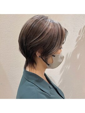 アッシュ 八王子みなみ野店(Ash) ショートウルフ