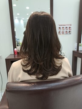 タヤ 千葉そごう店(TAYA) セミロングレイヤー
