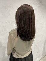 フォンド(fond)&nbsp;［新栄/栄］白髪ぼかしカラー・大人レイヤースタイル