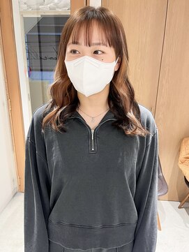 ラミエ バイ メルト 吉祥寺(lamie by melt) "久保田"インナーカラー韓国風レイヤーカットオリーブベージュ