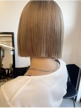 オーティティ(O-TETE) O-TETE ミルクティーカラー切りっぱなしボブ